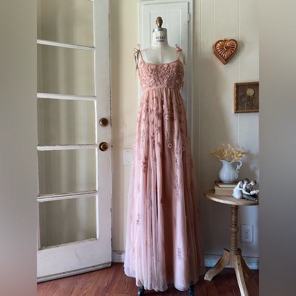 BHLDN Anthropologie Lacie Maxi Dress in Size 0 - Picture 5 of 14